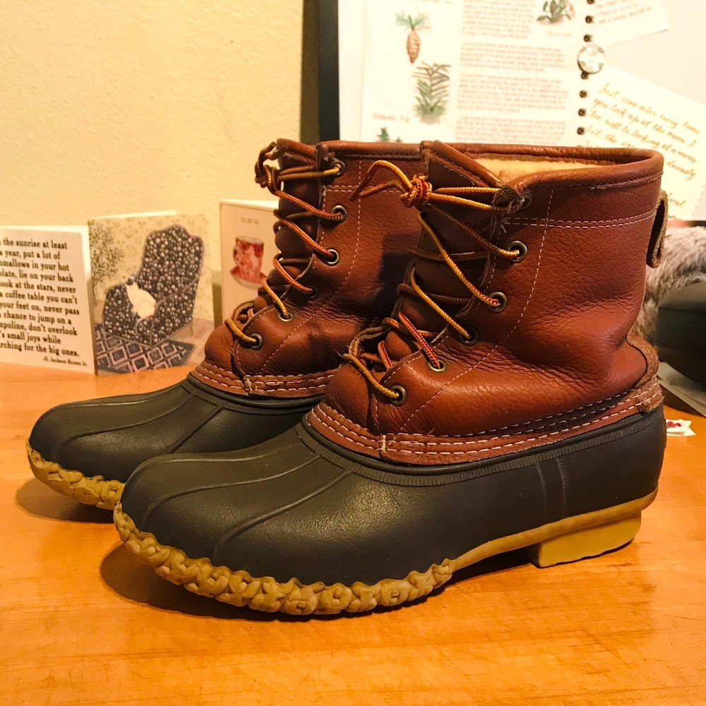 LL Bean 8" Shearling-Lined Boots, Women's size 9